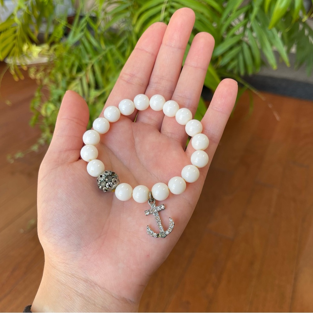 Old Express Beaded Bracelet White Anchor Charm Silver Tone